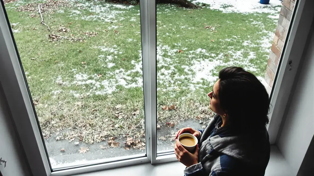 הימנעו מההרגל הזה בפברואר כדי להשיג מדשאה צפופה באביב אבל מעטים מודעים לכך