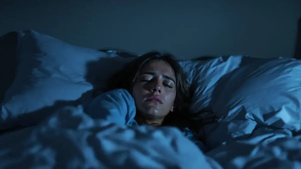 להציב את ראש המיטה מול הקיר טעות שמזלזלים בה פוגעת בנוחות ובשינה לפי אדריכלים